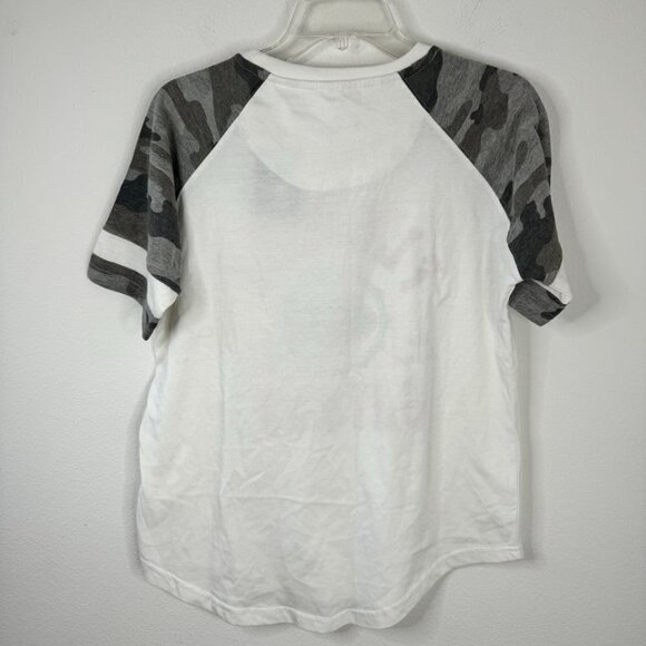 Three Square NWT University of Florida Gator Short Sleeve Camo TShirt Women's Sm - Picture 4 of 9